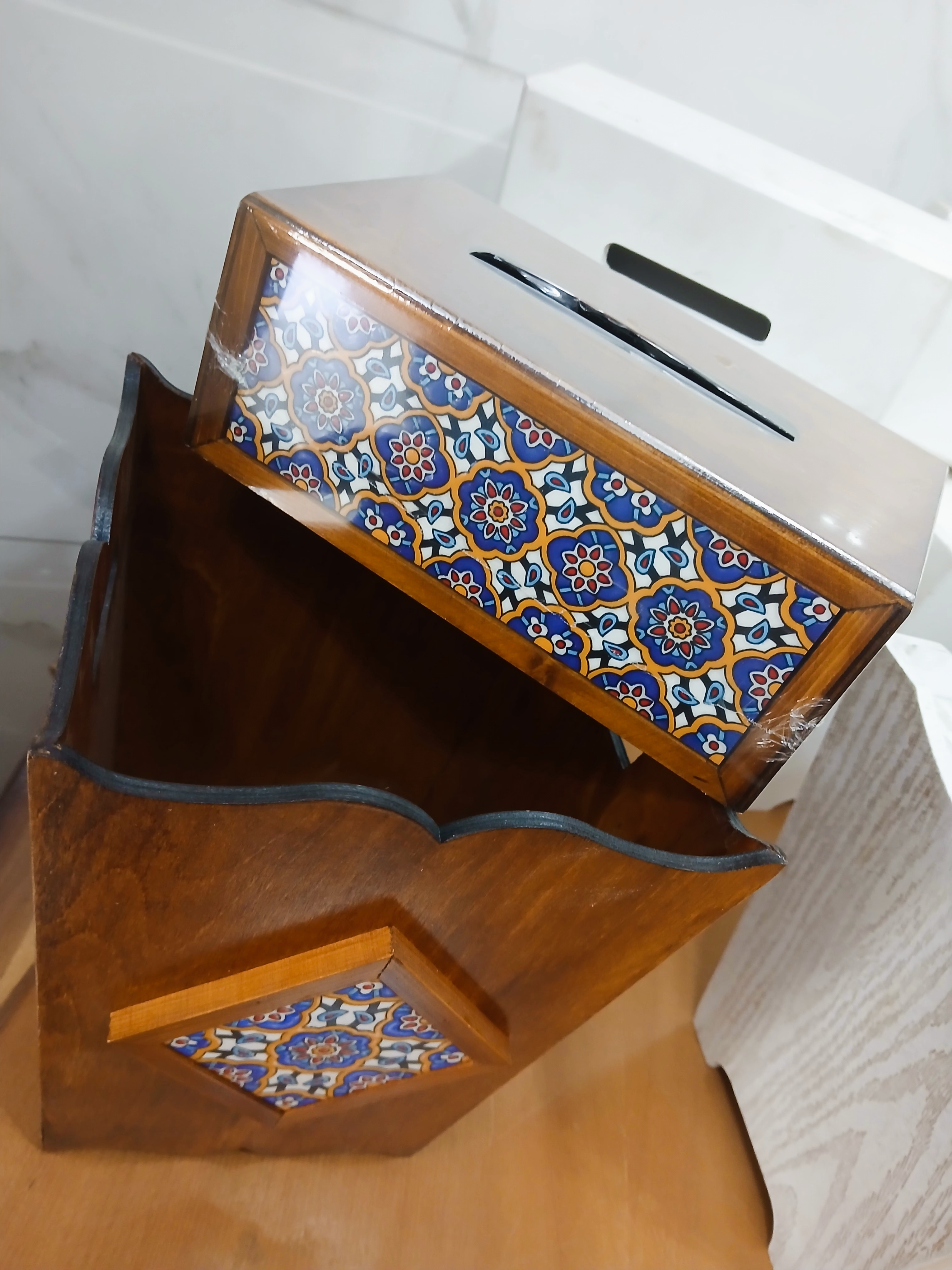 ست جعبه دستمال کاغذی و سطل چوبی -چوب و کاشی،جا دستمال کاغذی و سطل