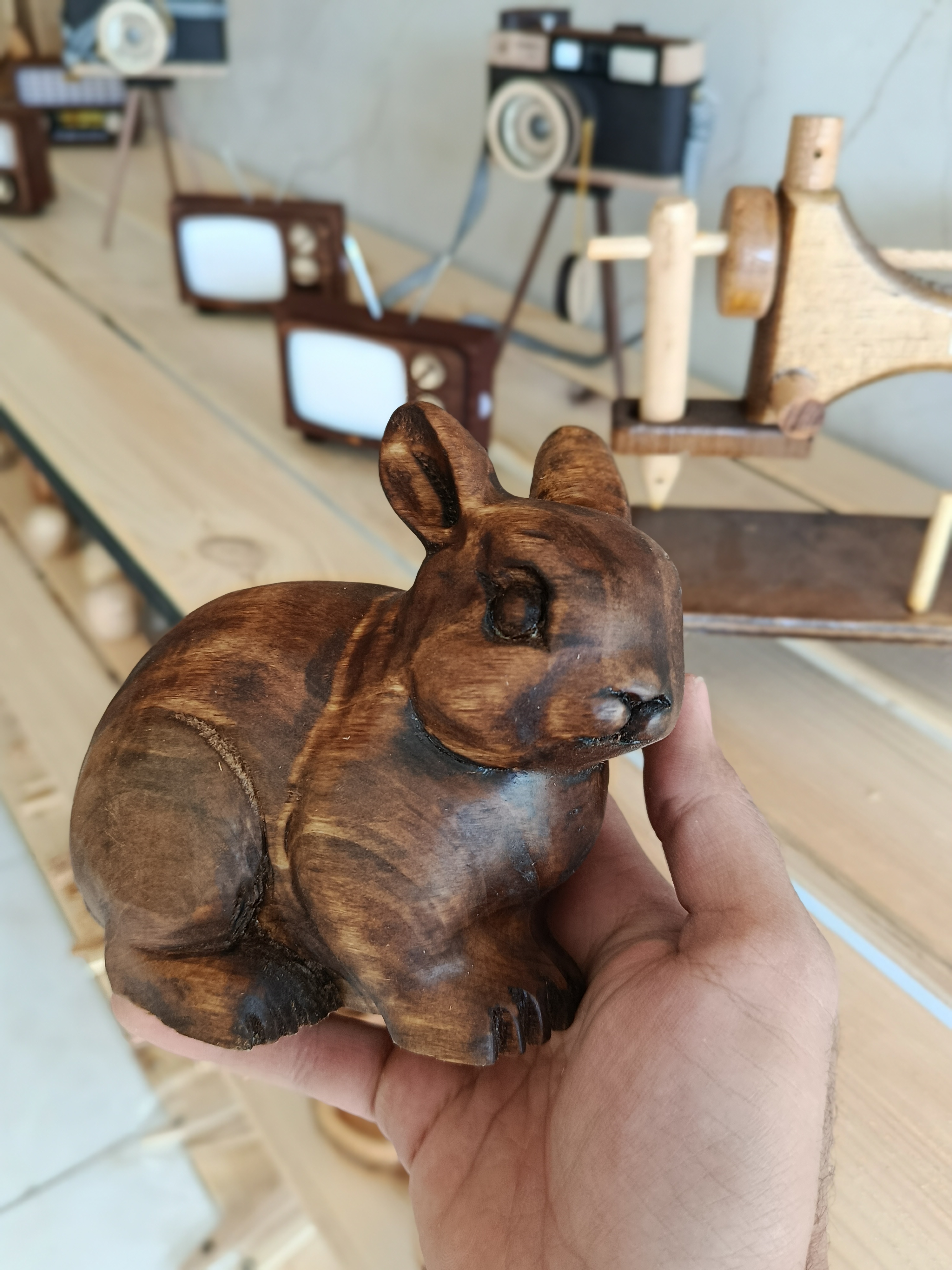 خرگوش چوبی دست‌ساز